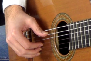 leren tokkelen op gitaar - duim 2