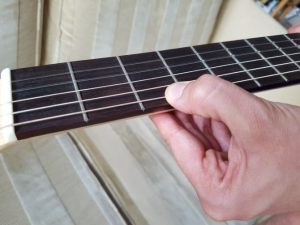 Eerste gitaar kopen: om op te letten Online Gitaar Academie